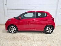 Usado Citroën C1 Feel 72 CV (52 kW) 2019 Rojo Utilitario