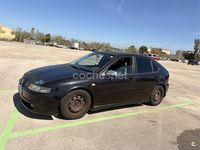 Usado Seat Leon Stella 105 CV (77 kW) 2002 Negro Utilitario
