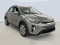 Usado Kia Stonic 100 CV (73 kW) 2025 Gris SUV
