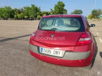 Usado Renault Mégane Privilege 130 CV (95 kW) 2006 Granate Berlina