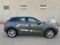 Usado Audi Q2 Sport 116 CV (85 kW) 2019 Gris / plata SUV