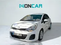 Usado Kia Rio 75 CV (55 kW) 2016 Blanco Utilitario