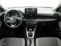 Usado Toyota Yaris Edition 125 CV (91 kW) 2022 Rojo Utilitario