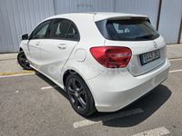 Usado Mercedes A180 Urban 109 CV (80 kW) 2013 Blanco Berlina