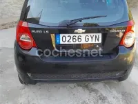 Usado Chevrolet Aveo LS 101 CV (74 kW) 2010 Negro Berlina