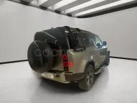 Usado Land Rover Defender HSE 249 CV (183 kW) 2024 Gris / plata SUV