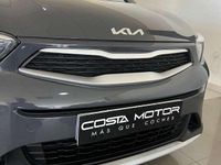 Usado Kia Stonic Plus 84 HP (61 kW) 2023 Cinzento SUV