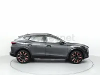 Usado Cupra Formentor 150 CV (110 kW) 2024 Gris / plata SUV