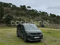 Usado Peugeot Rifter GT 130 CV (95 kW) 2024 Verde Monovolumen