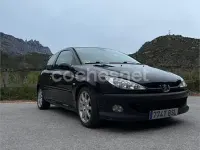 Usado Peugeot 206 GTi 138 CV (101 kW) 2002 Negro Berlina