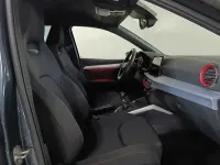 Usado Seat Arona FR 115 CV (84 kW) 2025 Gris / plata SUV
