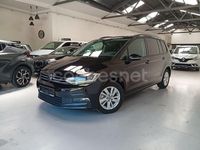 Usado VW Touran Business 122 CV (89 kW) 2021 Negro Monovolumen