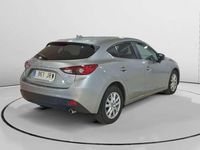 Usado Mazda 3 Luxury 106 CV (77 kW) 2016 Rojo Utilitario