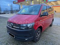 Usado VW Caravelle 114 CV (83 kW) 2019 Rojo Monovolumen