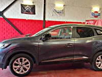 Usado Renault Kadjar LIMITED 130 CV (95 kW) 2018 Gris / plata SUV