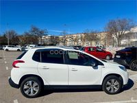 Usado Peugeot 2008 Style 100 CV (73 kW) 2016 Blanco SUV