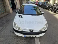 Usado Peugeot 206 110 CV (80 kW) 2001 Blanco Berlina