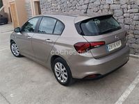 Usado Fiat Tipo Easy 95 CV (69 kW) 2018 Beige Berlina