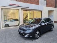 Usado Kia Niro 141 CV (103 kW) 2021 Gris / plata SUV