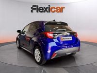 Usado Toyota Yaris Hybrid Active 116 CV (85 kW) 2021 Azul Berlina
