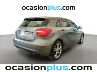 Usado Mercedes A180 Urban 109 CV (80 kW) 2015 Gris Utilitario