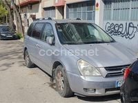 Usado Kia Carnival EX 185 CV (136 kW) 2007 Gris / plata Monovolumen