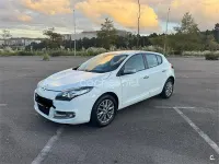 Usado Renault Mégane III Dynamique 115 CV (84 kW) 2013 Blanco Berlina