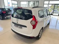 Usado Dacia Lodgy Ambiance 110 CV (80 kW) 2015 Blanco Monovolumen