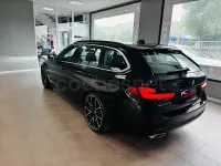 Usado BMW 520 190 CV (139 kW) 2023 Negro Berlina