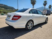 Usado Mercedes C200 Avantgarde 136 CV (100 kW) 2013 Blanco Berlina