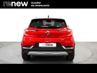 Usado Renault Captur Zen 159 CV (116 kW) 2021 Rojo SUV