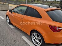 Usado Seat Ibiza SC Stylance 85 CV (62 kW) 2010 Naranja Utilitario