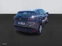 Usado Peugeot 3008 Active 130 CV (95 kW) 2022 Gris SUV