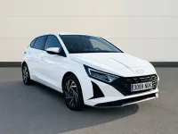 Usado Hyundai i20 79 CV (58 kW) 2025 Blanco Utilitario
