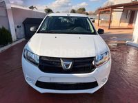 Usado Dacia Sandero Lauréate 75 CV (55 kW) 2014 Blanco Berlina