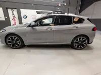 Usado BMW 120 M Sport 163 CV (119 kW) 2025 Gris / plata Utilitario