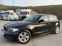 Usado BMW 120 177 CV (130 kW) 2007 Negro Utilitario