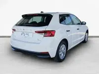 Usado Skoda Fabia Selection 80 CV (58 kW) 2024 Blanco Utilitario
