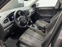 Usado VW T-Roc Advance 150 CV (110 kW) 2021 Gris / plata SUV