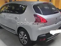 Usado Peugeot 3008 Style 120 CV (88 kW) 2015 Gris / plata Familiar