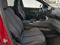 Usado Peugeot 3008 Allure 130 CV (95 kW) 2023 Rojo SUV