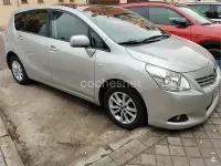 Usado Toyota Verso Active 126 CV (92 kW) 2011 Gris / plata Monovolumen
