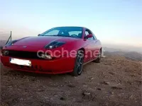 Usado Fiat Coupé 142 CV (104 kW) 1995 Rojo Coupe