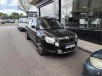 Usado Skoda Yeti Active 105 CV (77 kW) 2010 Negro SUV