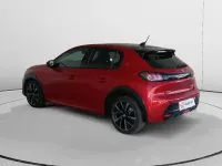 Usado Peugeot 208 GT 101 CV (74 kW) 2022 Rojo Utilitario