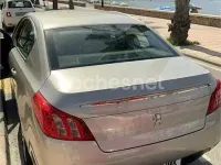 Usado Peugeot 508 Active 112 CV (82 kW) 2012 Beige Berlina