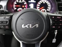 Usado Kia Rio 100 CV (73 kW) 2023 Blanco Berlina