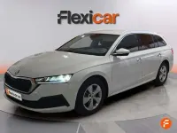 Usado Skoda Octavia Ambition 110 CV (80 kW) 2021 Blanco Berlina