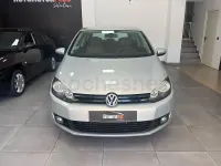 Usado VW Golf VI Advance 110 CV (80 kW) 2009 Gris / plata Berlina