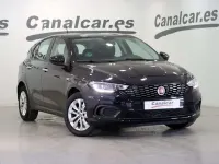 Usado Fiat Tipo Easy 95 CV (69 kW) 2018 Negro Familiar